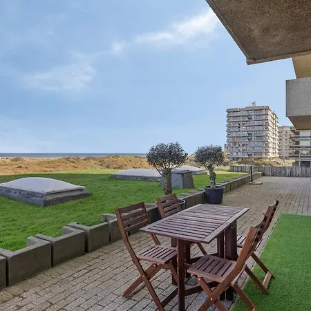 아파트 Ground Floor With Sea View And Pool *