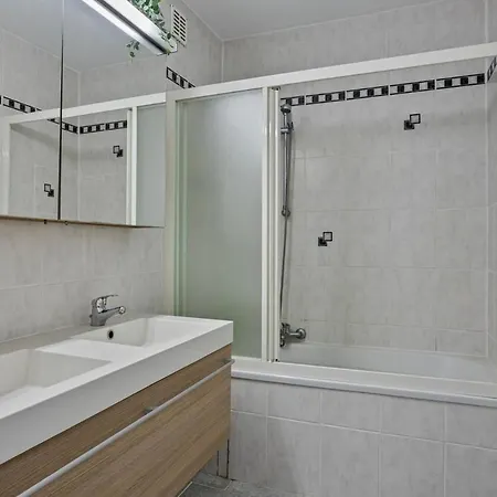 Ground Floor With Sea View And Pool * La Panne