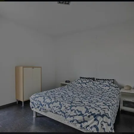 Ground Floor With Sea View And Pool