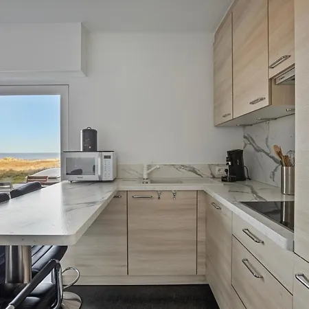 아파트 Ground Floor With Sea View And Pool 드판